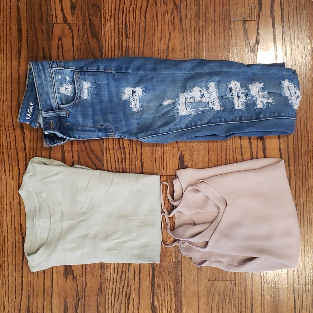 BUNDLE!!! American Eagle, A New Day, & Shinestar. Size Small & Size 0.